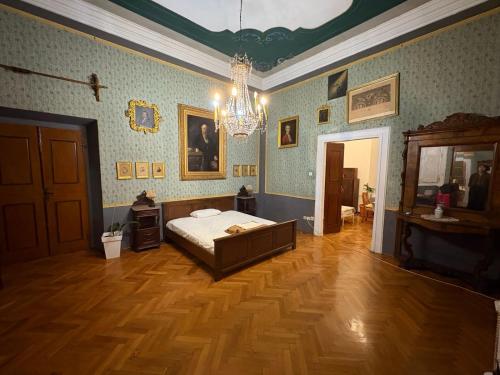 Renaissance villa with terrace & garden