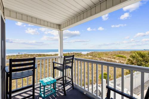 The Beach Is Back photo 44