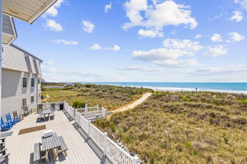 The Beach Is Back photo 58