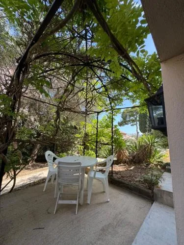Oasis Secrète à Cannes - Prestigieuse Villa Historique Jardin Ombragé Centre et Plages à Pied photo 12