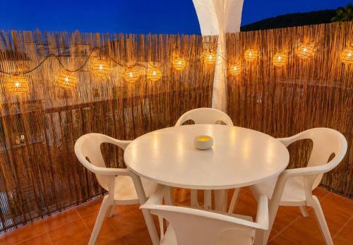 Apartamento en Peñíscola con Vistas al mar, piscina y Barbacoa , 6 personas Los Arcos