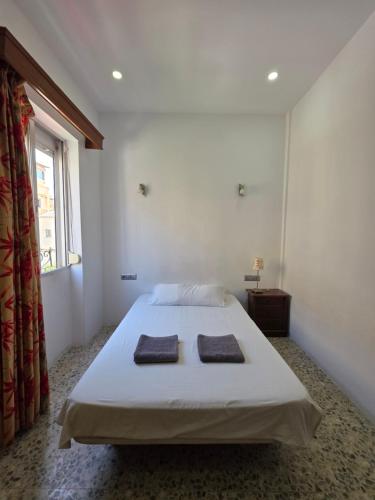 Preciosa Habitación privada comoda centro malaga Wi-Fi