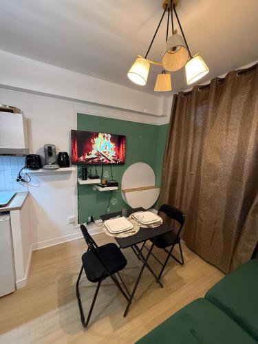 Cosy studio apartment near Montmartre