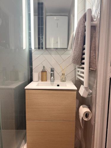 Cosy studio apartment near Montmartre