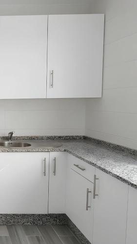 Estudio cerca de la playa y del centro del pueblo