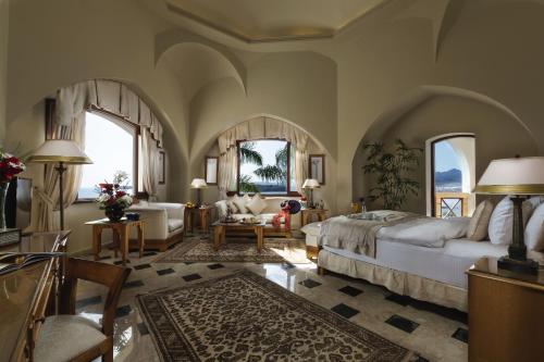 Voodi või voodid majutusasutuse Movenpick Resort Sharm El Sheikh toas