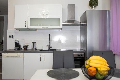 Apartments with WiFi Split - 25991