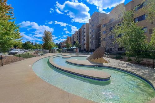 a fountain in the middle of a street at Chula Vista Condo Unit #2145 in Wisconsin Dells