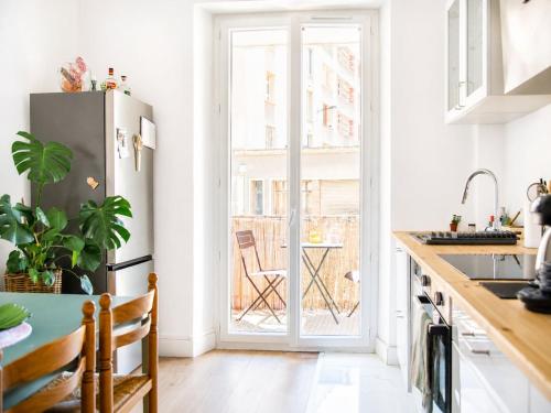 Appartement rénové Vieux-Port avec terrasse
