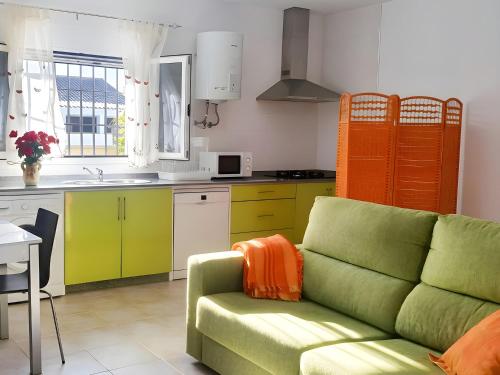 Casa con jardin privado y zona de barbacoa