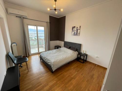 PAPANASTASIOU Pireas Bay View Modern Apartment