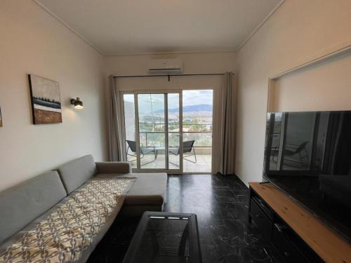 PAPANASTASIOU Pireas Bay View Modern Apartment