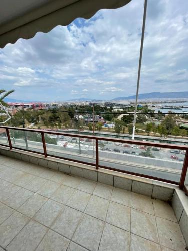 PAPANASTASIOU Pireas Bay View Modern Apartment