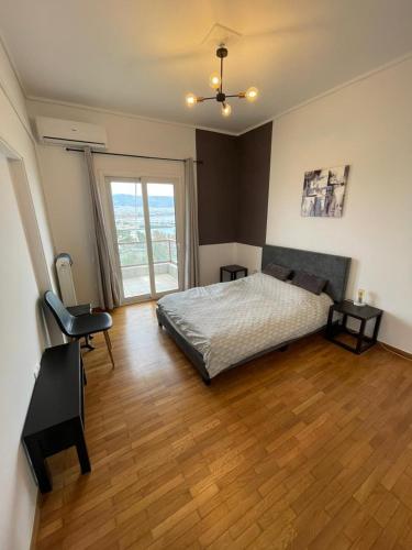 PAPANASTASIOU Pireas Bay View Modern Apartment