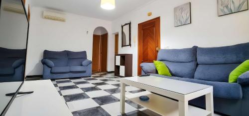 Piso centrico en Conil solo alquilamos a familias