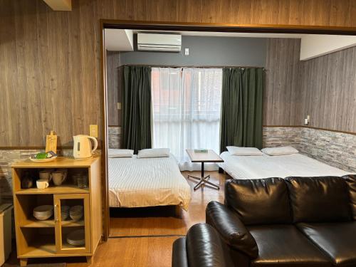 LaForet inn 303