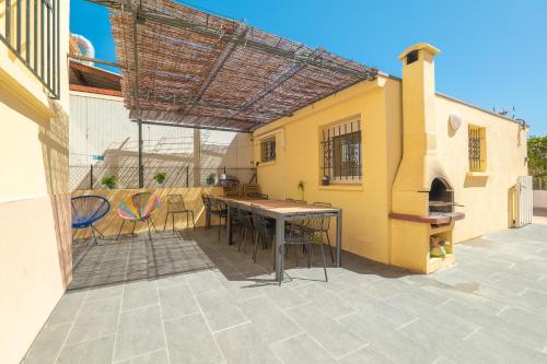 La Villa Vermeille de Barcarès et son studio - La mer en groupe à la plage- 19 pers