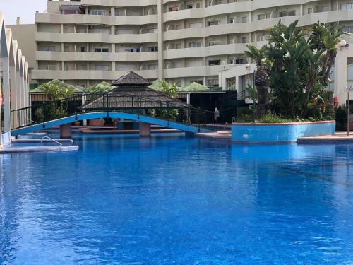 Benalbeach | First Line Beach & Pools photo 28