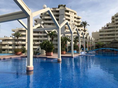 Benalbeach | First Line Beach & Pools photo 5