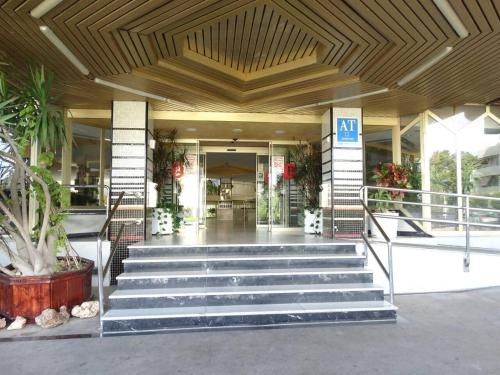 Benalbeach | First Line Beach & Pools photo 34