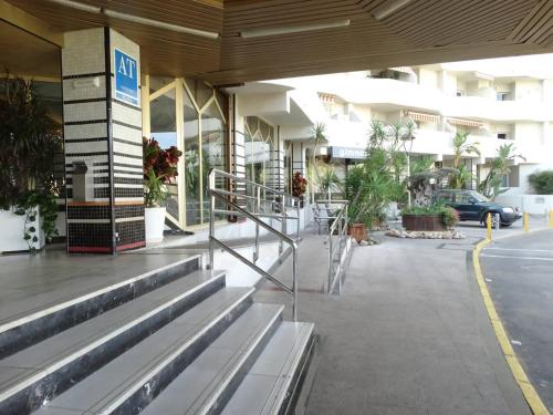 Benalbeach | First Line Beach & Pools photo 36