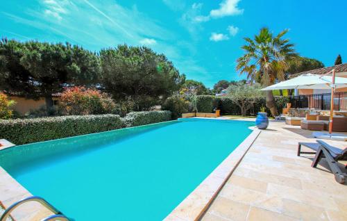 Stunning Home In Hyères With Sauna
