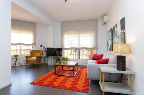 Barcelona Eixample Apartment with Private Terrace