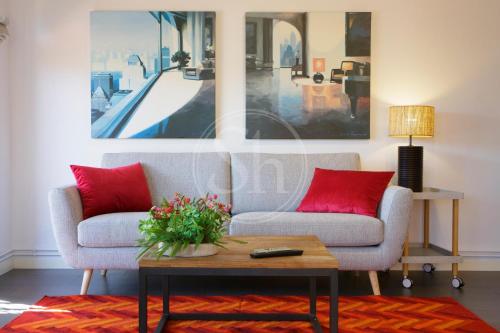 Barcelona Eixample Apartment with Private Terrace