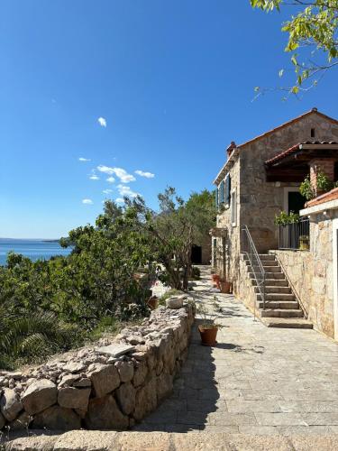 Private Stone House - Sea View - Peaceful Stay