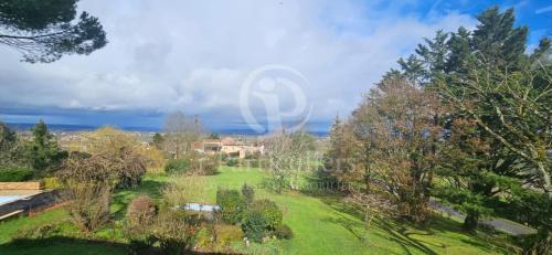 an aerial view of a garden with trees at Clos Pimi in Monbazillac