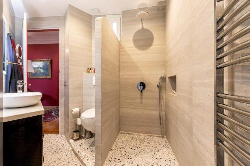 Exceptional 160 m2 apartment I Triangle d'Or