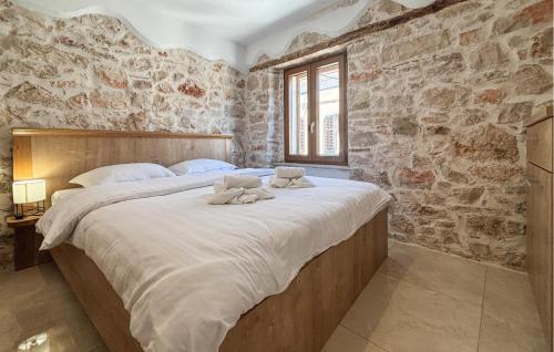 2 Bedroom Awesome Apartment In Umag