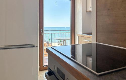 2 Bedroom Awesome Apartment In Umag