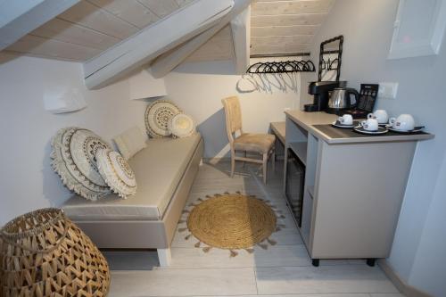 Cosmopolitan Suites