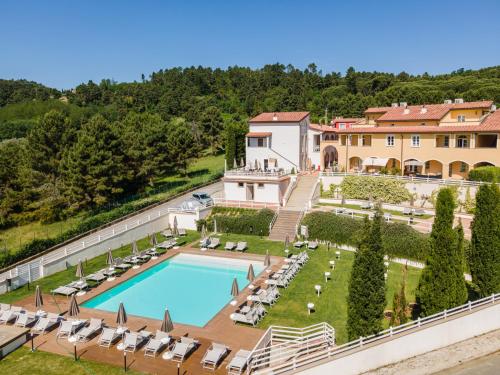 Chianni Suite with Pool - Parking - AC - Wifi