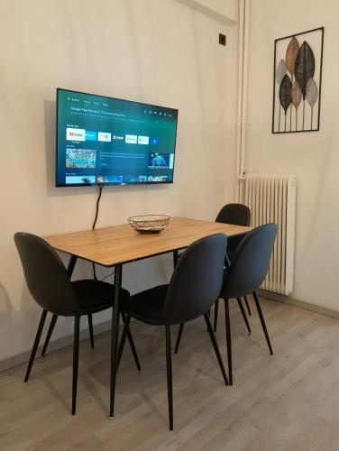 Easy Guest House - Patras City Center