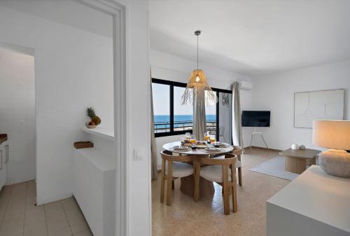 Mediterraneo Beachfront Suite 6 - Marbella Center