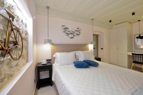 Corfu Old Town Blue Bay Apt by GuestCorfu