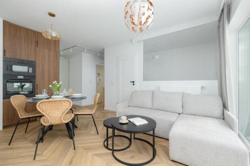 Szczecin Bronowicka Harmony Apartment by BookingHost