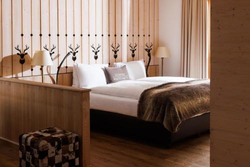 Hotel Piz Buin Klosters — Room