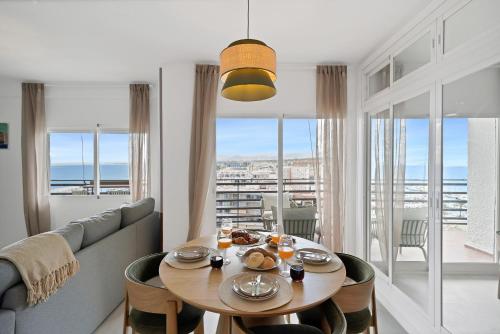 Mediterraneo Beachfront Suite 12 - Marbella Center