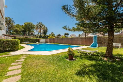 Areyas Pool By ALzira