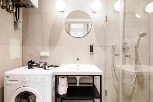 Vienna Stay Apartments or Rooms 1050