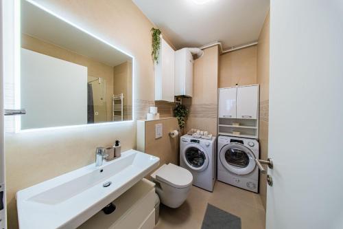 Flexible SelfCheckIns Zagreb 271 - 2 Bedroom Apartment - Loggia - Parking