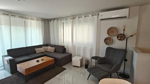 Petrino Complex IV, Pefkohori by Halkidiki Villas