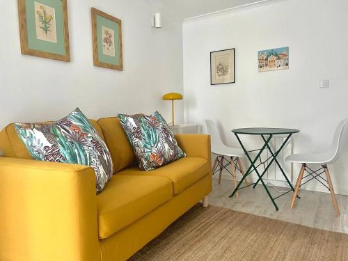 Cozy One-bedroom apartment in Alfama by LisboAfama