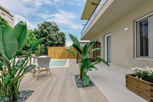 NIDRA VERANDA STUDIO with PRIVATE POOL