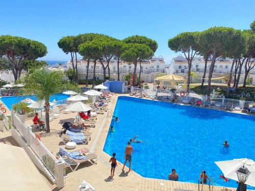 VIME II Marbella East SWIMMING POOL, GYM & SPA - EaW Homes