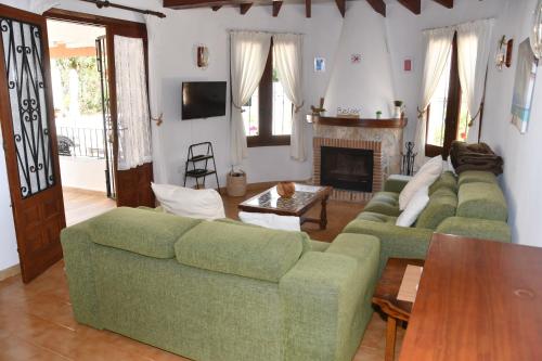Villa Alhambra - Dale a tu familia las vacaciones y el descanso que se merecen