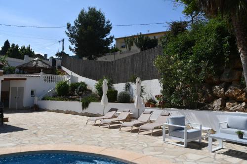 Villa Alhambra - Dale a tu familia las vacaciones y el descanso que se merecen
